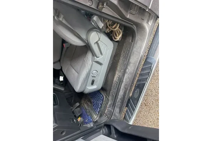 $13162 : Ford F-150 2013 4x2 King Ran image 7