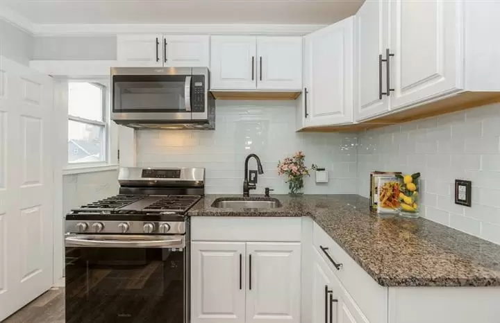 $1400 : Outstanding 2bd/1ba apartment image 1