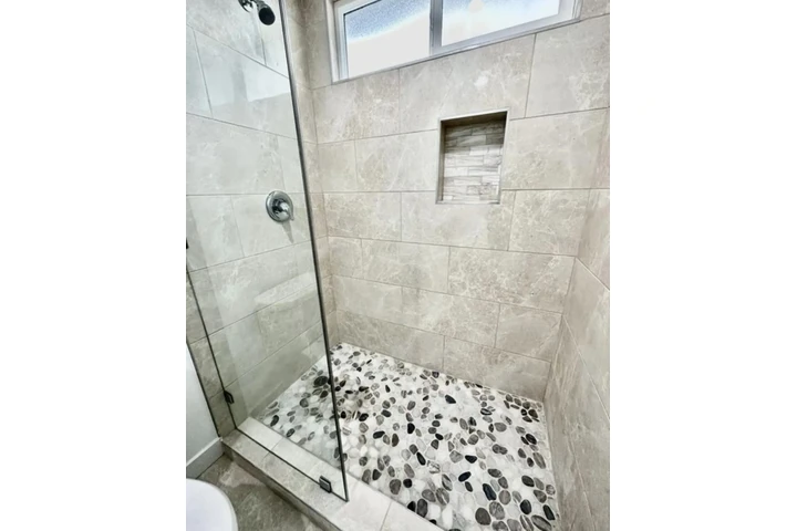 $1200 : ¡LUJOSO APT 1 RECÁMARA 1 BAÑO! image 8