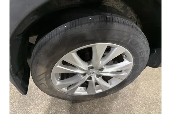 $11910 : Toyota RAV4 2014 AWD Limited image 10