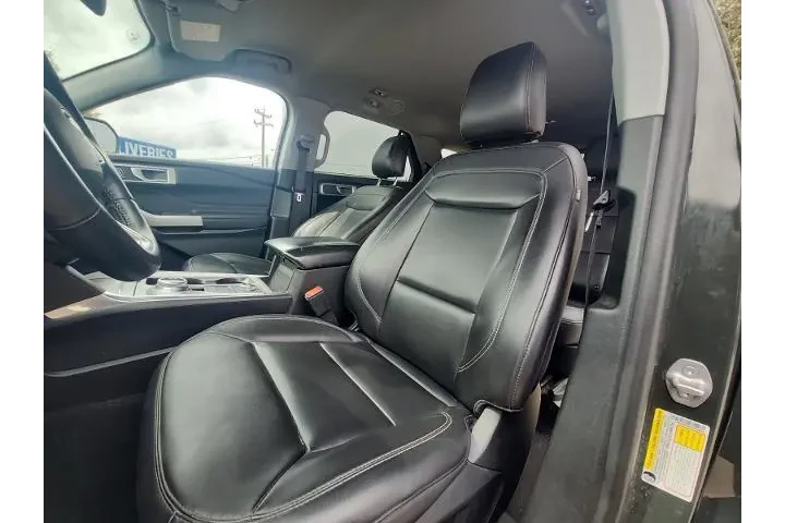 $26497 : Ford Explorer 2023 AWD XLT 4 image 7