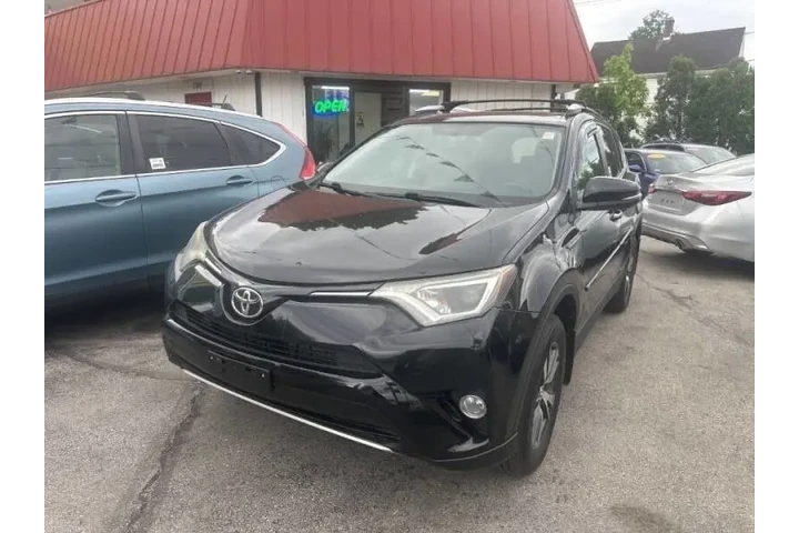 $17995 : 2016 RAV4 XLE image 2