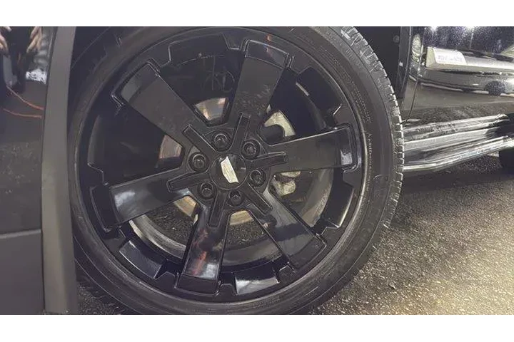 $29763 : Cadillac Escalade 2018 4x4 L image 9