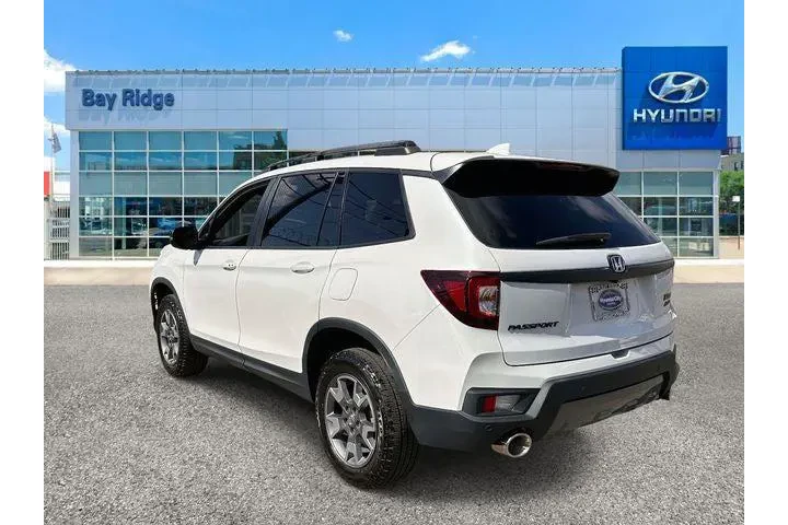 $30600 : Honda Passport 2023 AWD Trai image 7