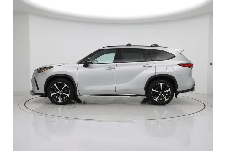 $29998 : Toyota Highlander 2021 XSE 4 image 3