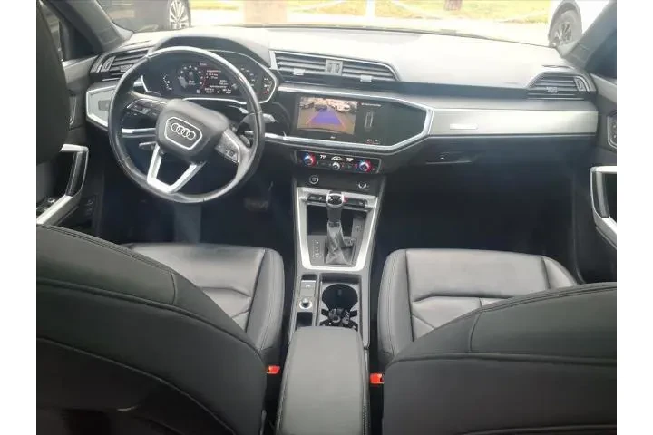 $20395 : Audi Q3 2023 AWD quattro S l image 10