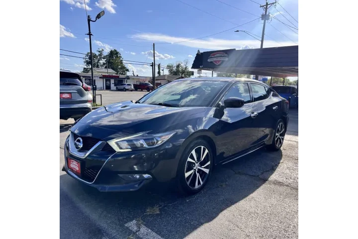 $11999 : 2017 Maxima 3.5 S image 3