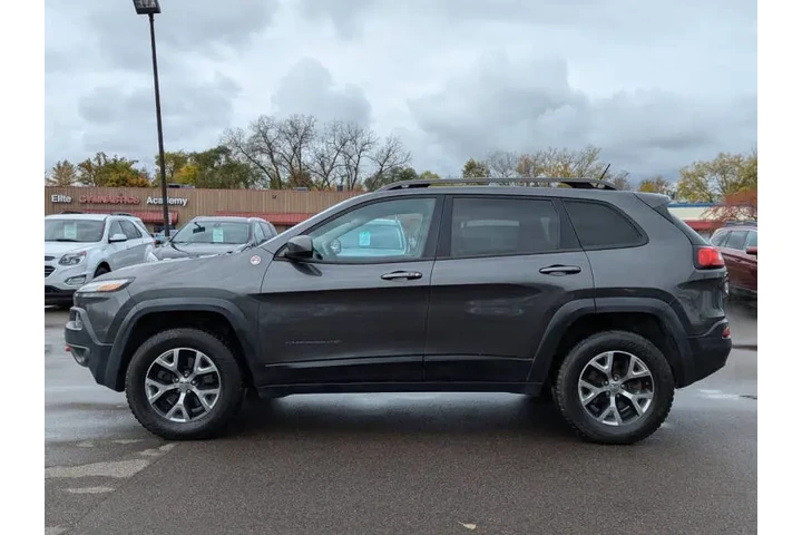$14997 : 2014 Cherokee Trailhawk image 8