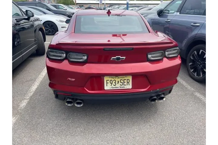 $39995 : Chevrolet Camaro 2023 LT1 2d image 5