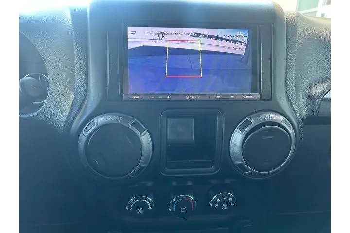 $17995 : Jeep Wrangler JK 2018 image 10