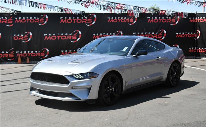 $25998 : Mustang EcoBoost Coupe 2D image 3