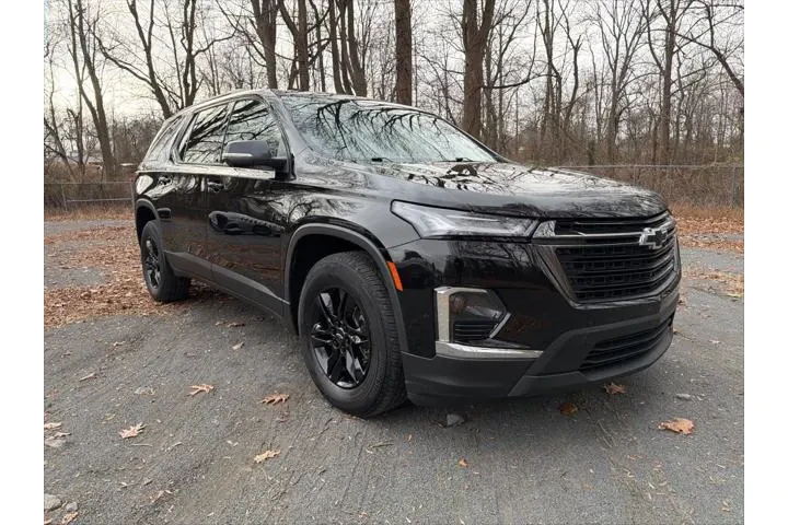 $31999 : Chevrolet Traverse 2023 4x4 image 2