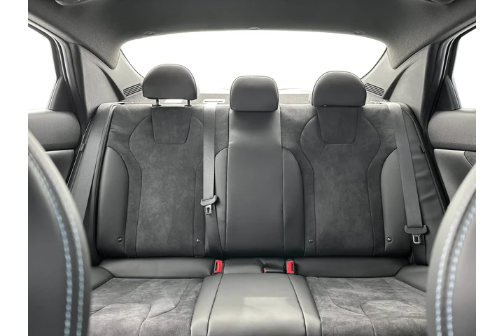 $35990 : Hyundai ELANTRA N 2024 4dr S image 10