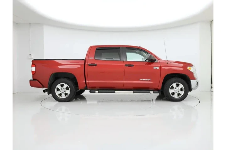 $31998 : Toyota Tundra 2017 4x4 SR5 4 image 7