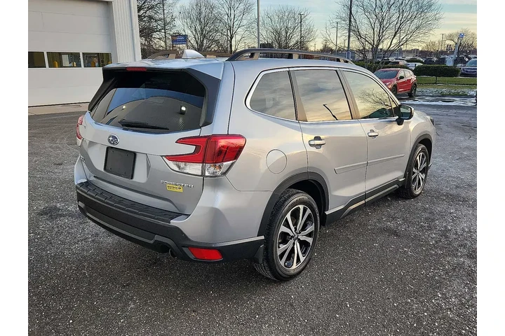 $26556 : Subaru Forester 2023 AWD Lim image 6