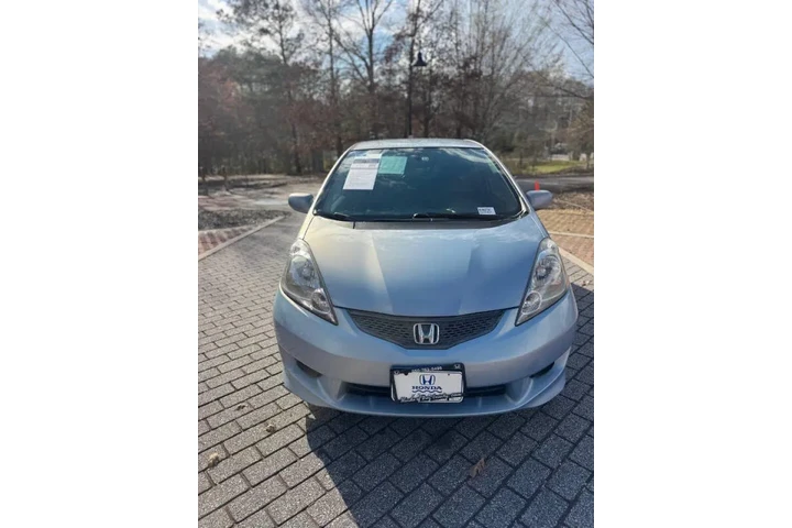 $4000 : 2010 Fit Sport image 2