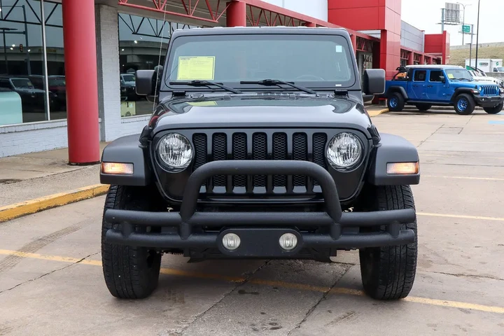 $26988 : 2021 Wrangler Unlimited Willy image 3