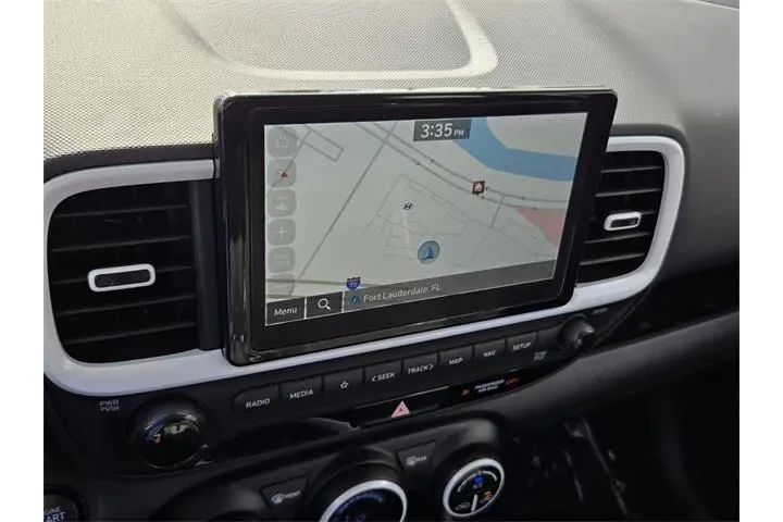 $24894 : Hyundai VENUE 2025 Limited 4 image 10