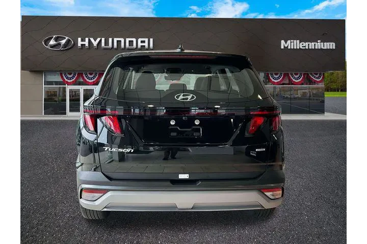 $30649 : Hyundai TUCSON 2026 AWD SE 4 image 6