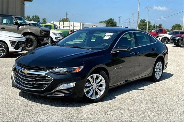$19591 : Chevrolet Malibu 2023 LT 4dr image 7