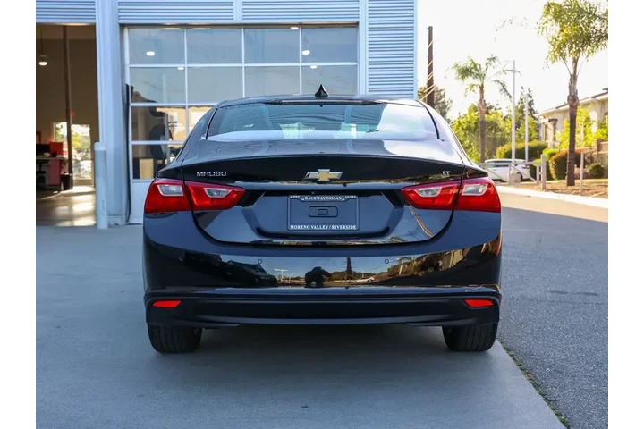 $18418 : Chevrolet Malibu 2024 LT 4dr image 5