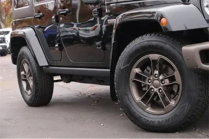 $21950 : Jeep Wrangler Unlimited 2016 image 4