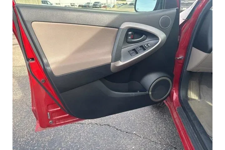 $9700 : Toyota RAV4 2008 Base 4dr SU image 9