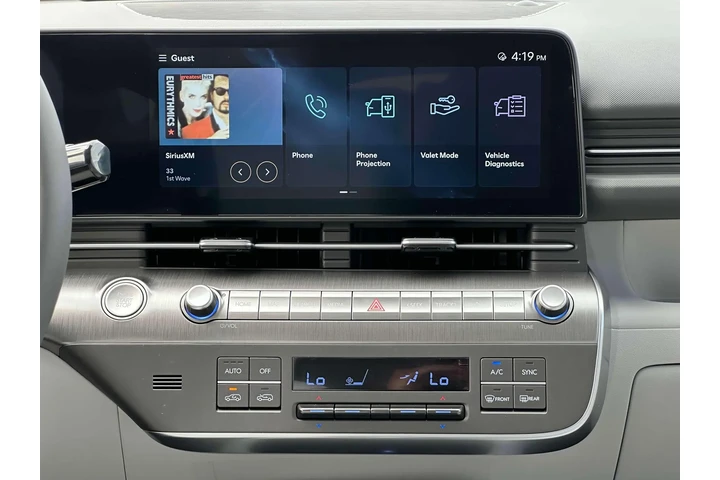 $22991 : Hyundai KONA 2025 SEL 4dr Cr image 3