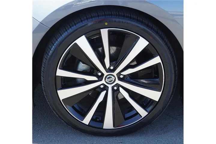 $17984 : 2020 Altima 2.5 SR image 10