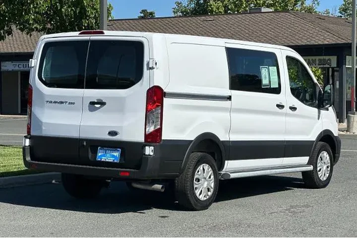 $39976 : Ford Transit 2025 250 3dr LW image 3