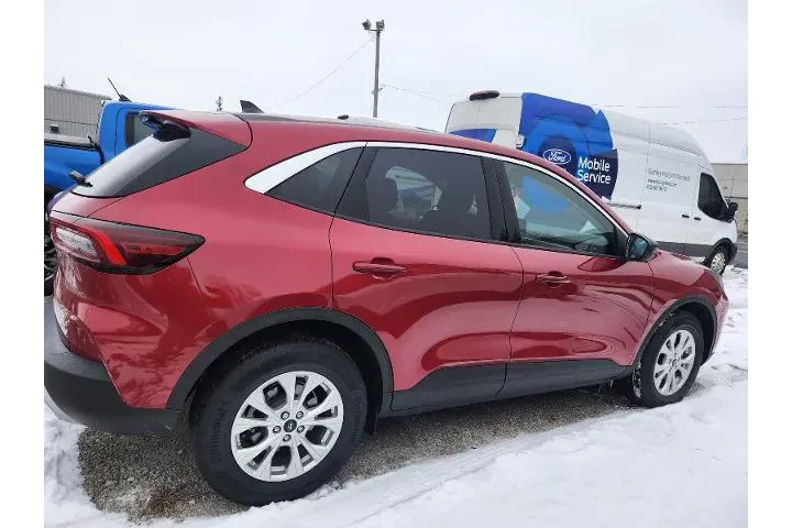 $22350 : Ford Escape 2023 AWD Active image 8