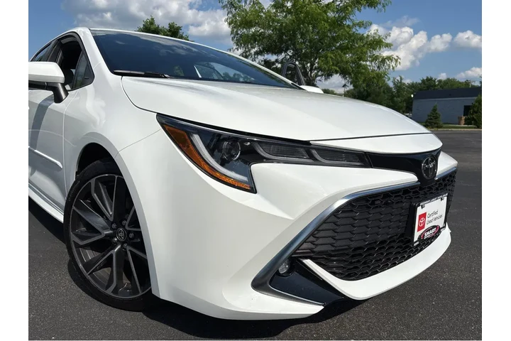 $23679 : Gold Certified2022 Corolla Ha image 7