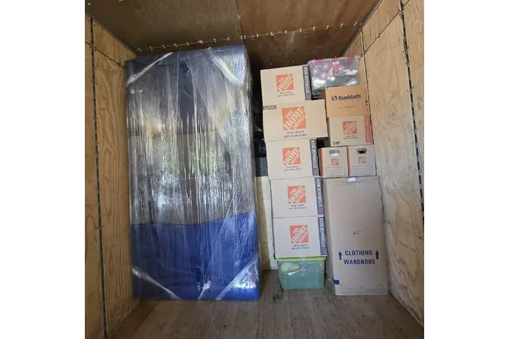 Dignity Moving & Storage image 2