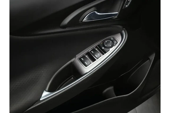 $15100 : Chevrolet Malibu 2022 LT 4dr image 10