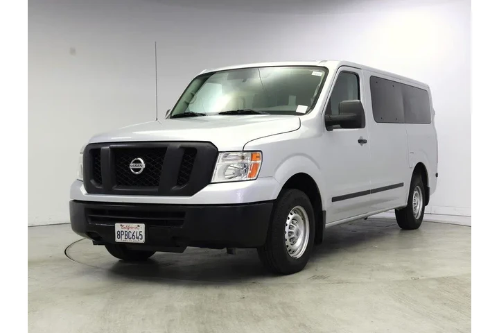 $24998 : Nissan NV 2019 3500 HD S 3dr image 4