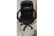 $1500 : Silla para escritorio thumbnail