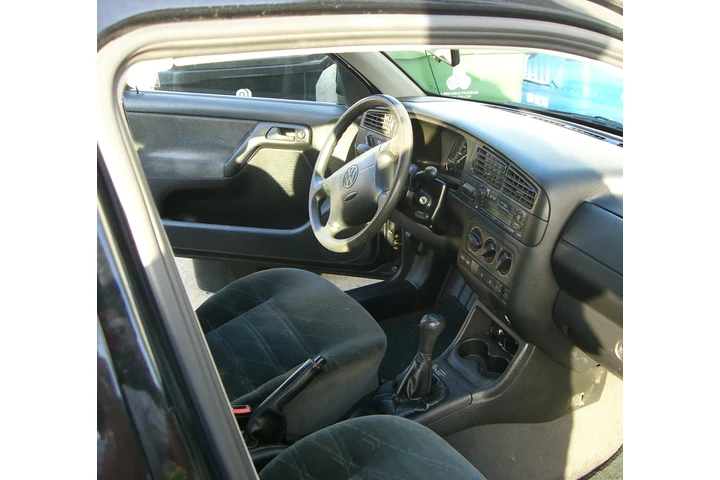 $1495 : OBO MINI VAN 2000 EXELENTE image 6