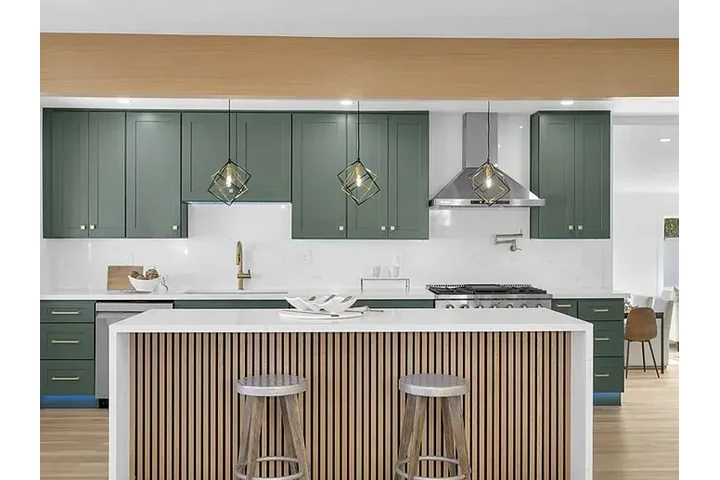 $2000 : HOUSE FOR RENT image 2