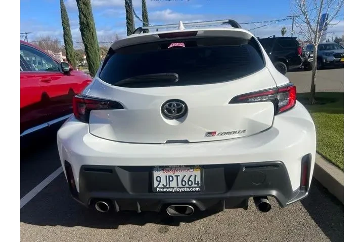 $32725 : Toyota GR Corolla 2024 AWD C image 6
