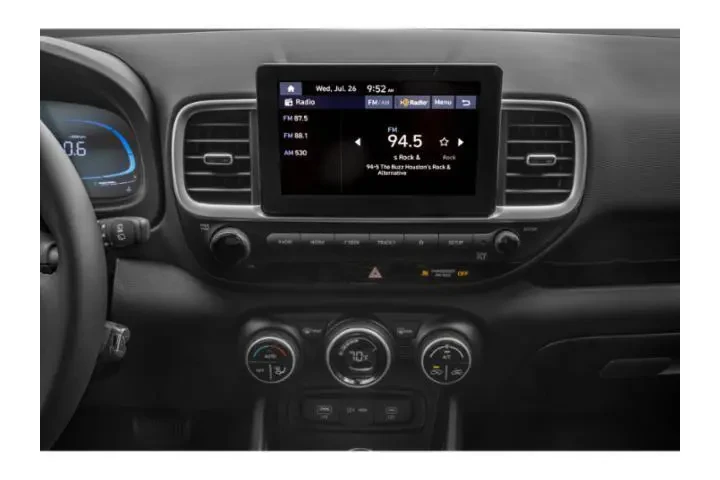 $19495 : Hyundai VENUE 2023 SEL 4dr C image 10