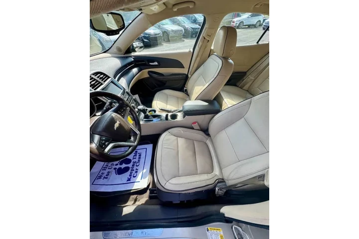 $7900 : 2015 Malibu LTZ image 10
