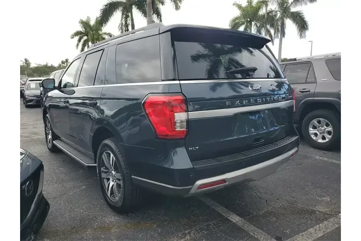$38990 : Ford Expedition 2022 4x2 XLT image 4