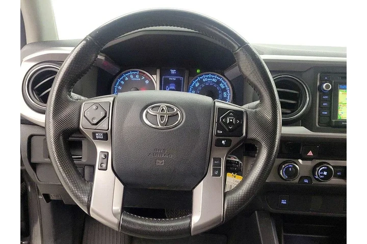 $29998 : Toyota Tacoma 2018 4x4 TRD O image 10