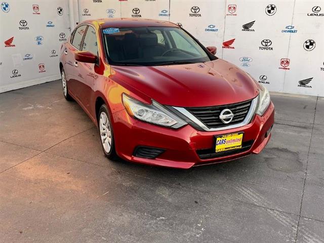 $10995 : Used 2016 Altima 4dr Sdn I4 2 image 1