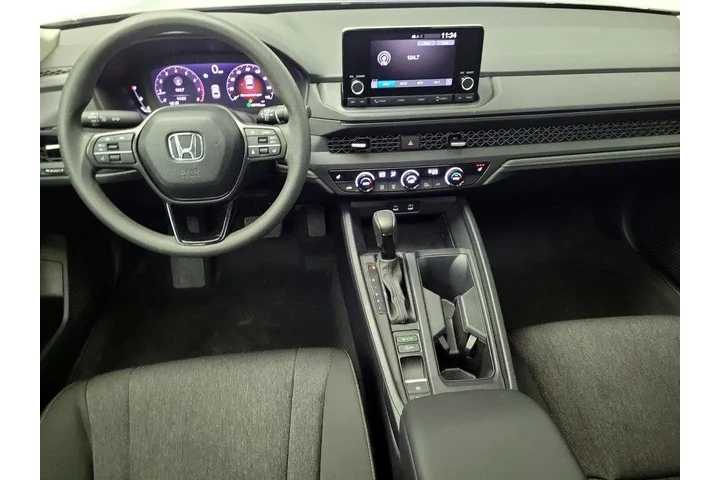 $28998 : Honda Accord 2025 SE 4dr Sed image 9