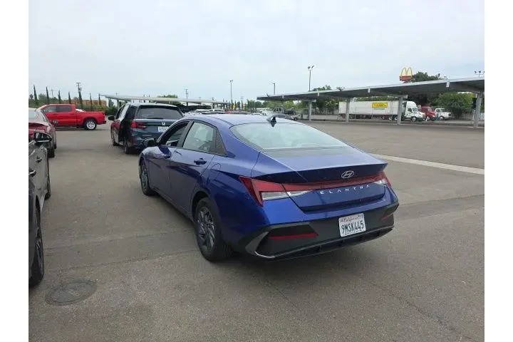$20900 : Hyundai ELANTRA 2024 SEL 4dr image 4