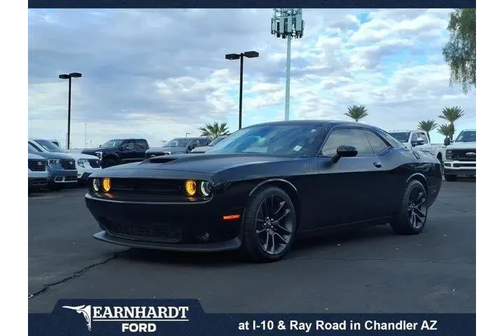 $32991 : Dodge Challenger 2021 R/T 2d image 1