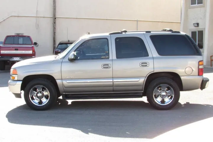$5995 : 2003 GMC Yukon SLT image 5