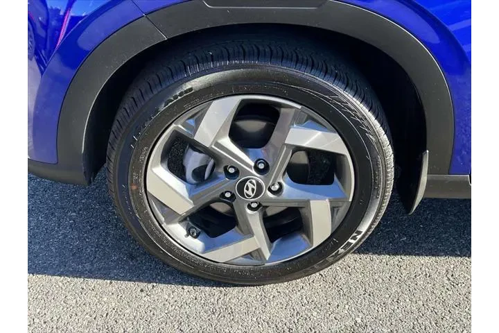 $19588 : Hyundai VENUE 2024 Limited 4 image 9