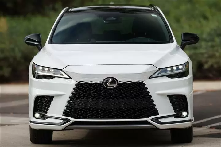 $10000 : 2023 Lexus RX 500h F Sport Per image 1